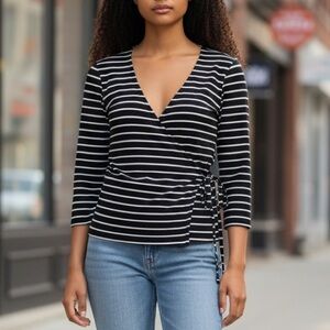 (NWT) Lucky Brand Women’s Striped 3/4 Sleeve Black & White Shirt, Small
